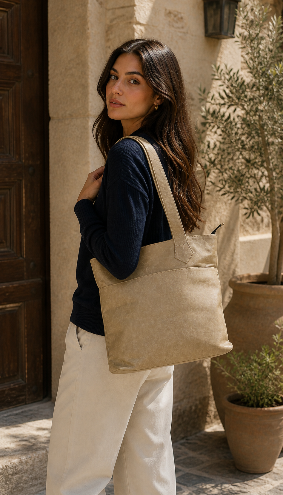 Mia - Leather Hobo Bag | Handcrafted Full-Grain Shoulder Bag